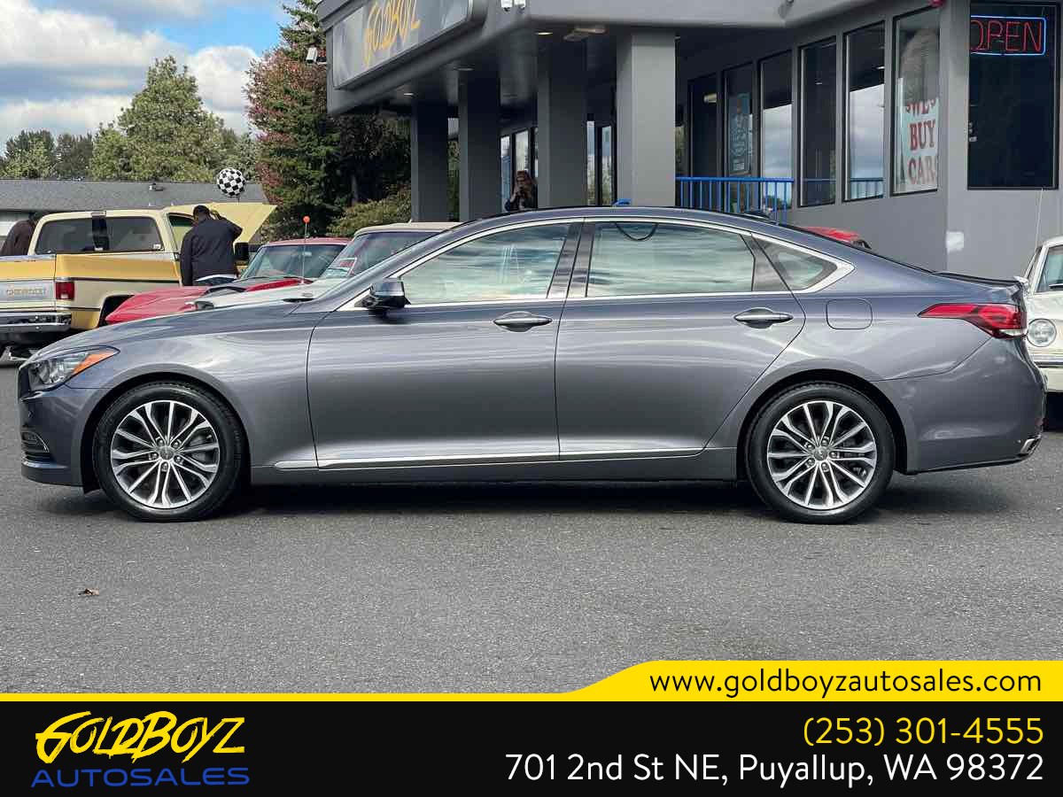 Photo 7 of this Hyundai Genesis