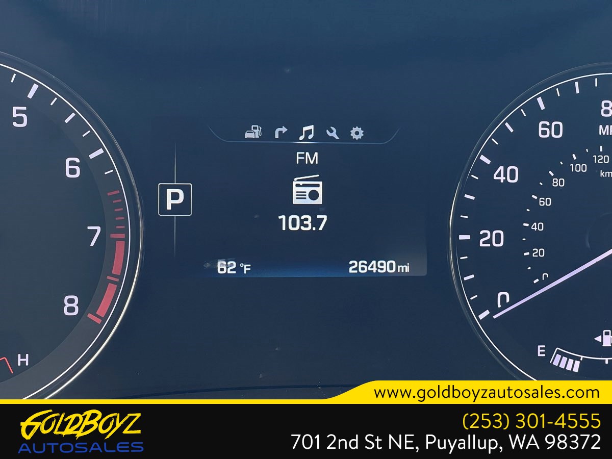 Photo 21 of this Hyundai Genesis