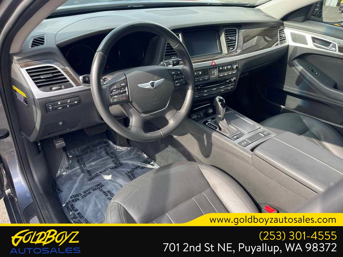 Photo 32 of this Hyundai Genesis