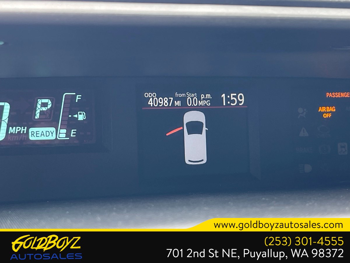 Photo 27 of this Toyota Prius c
