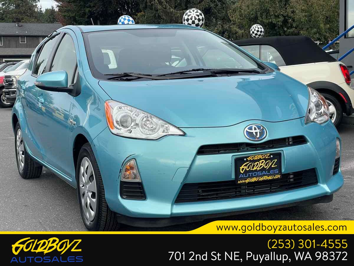 Photo 2 of this Toyota Prius c