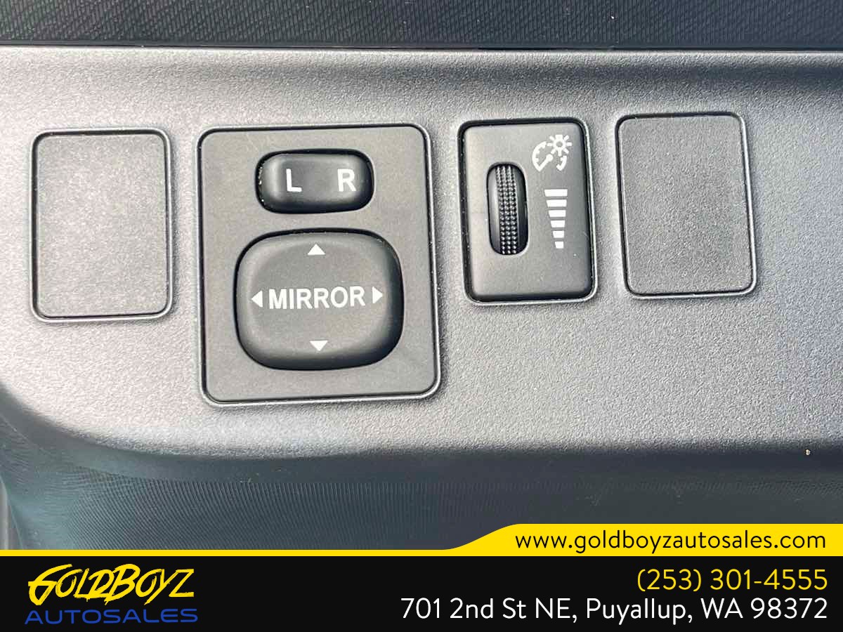 Photo 33 of this Toyota Prius c