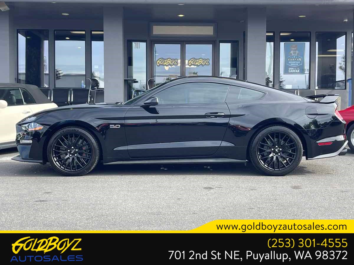 Photo 6 of this Ford Mustang