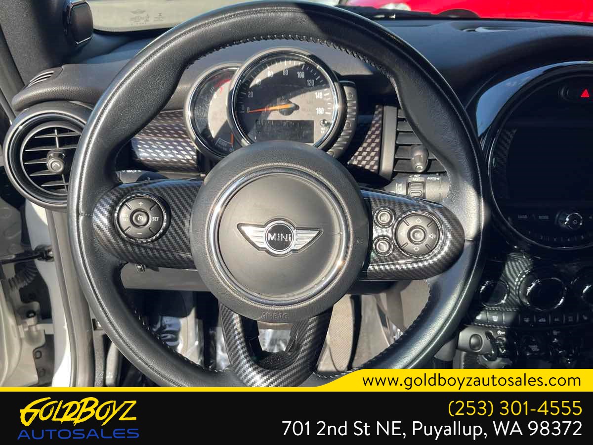 Photo 24 of this MINI Convertible