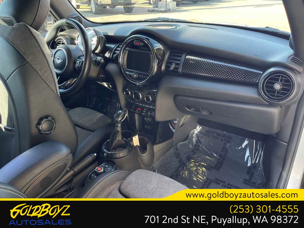 Photo 19 of this MINI Convertible