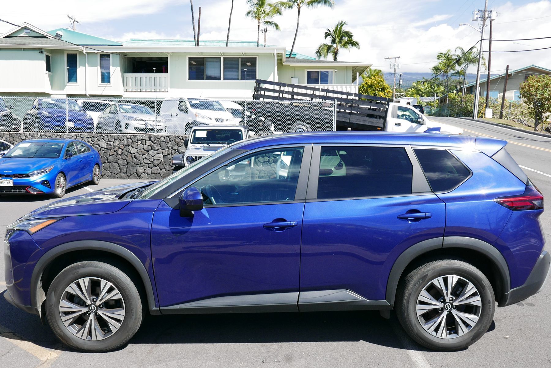 Sold 2023 Nissan Rogue SV in Kailua-Kona