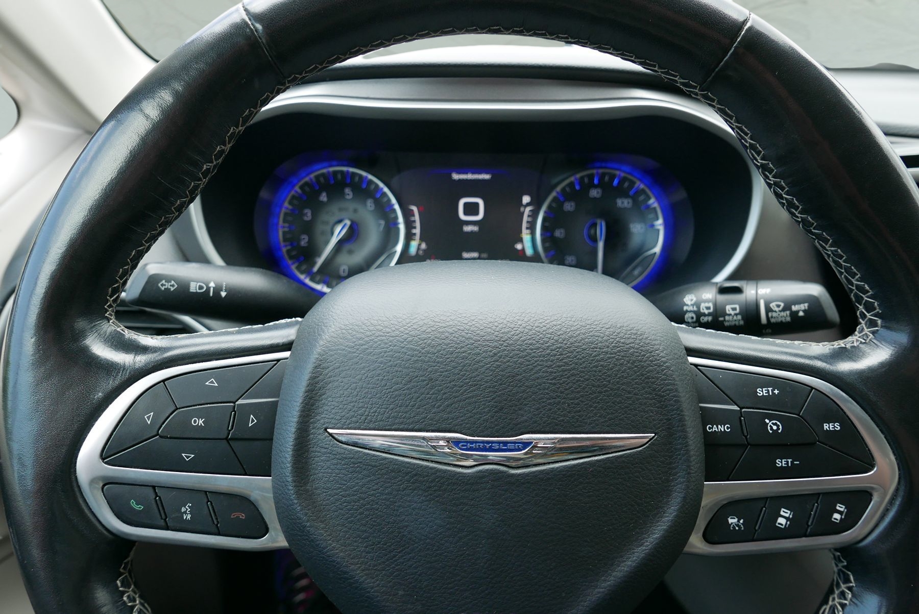 2021 Chrysler Pacifica Touring L photo 14