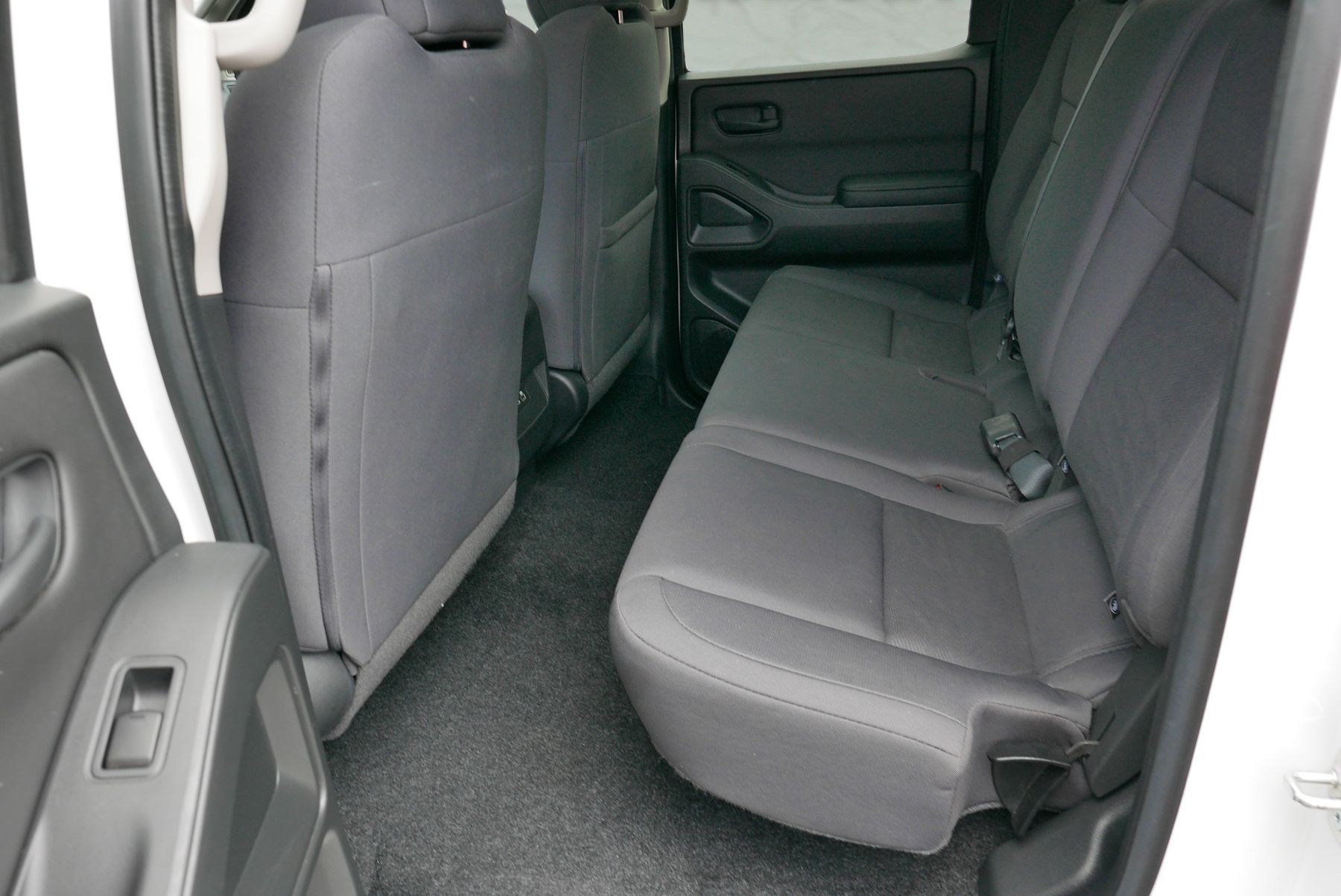 2023 Nissan Frontier S photo 10