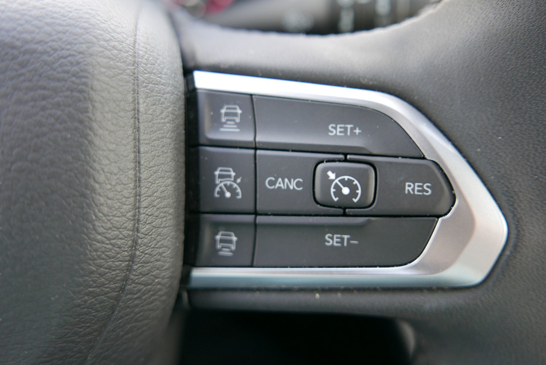 2024 Jeep Compass Limited - Photo 19