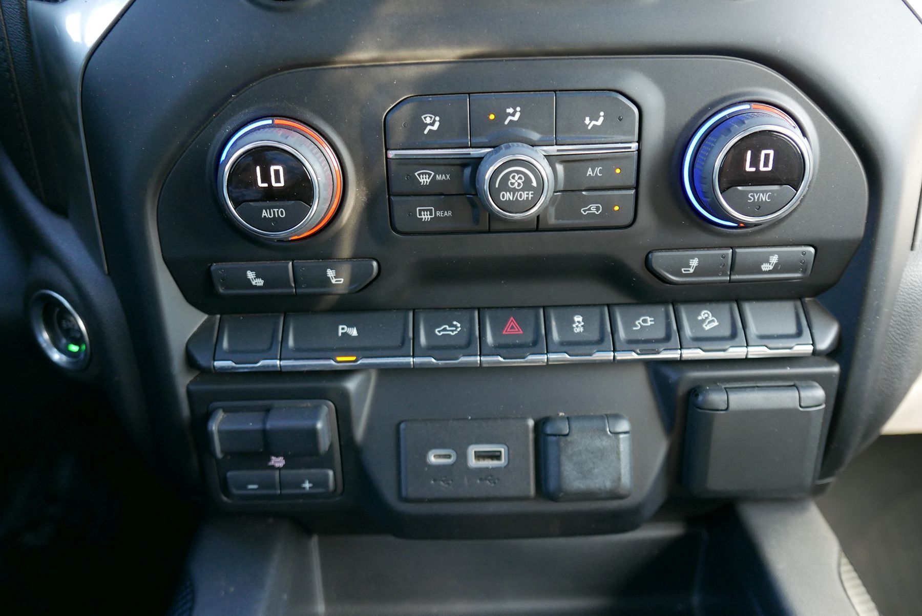 2022 Chevrolet Silverado 1500 LT Trail Boss photo 21