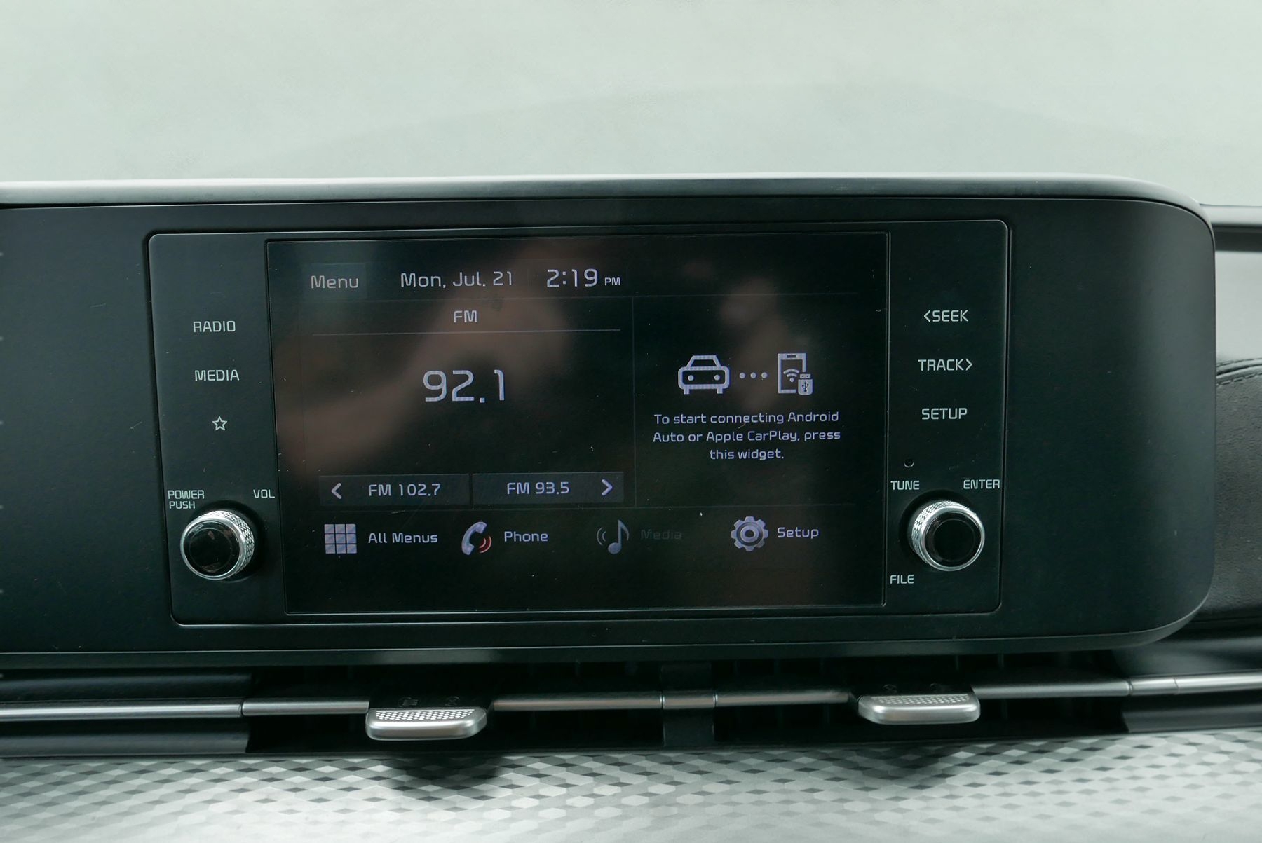 2022 Kia Carnival LX - Photo 21