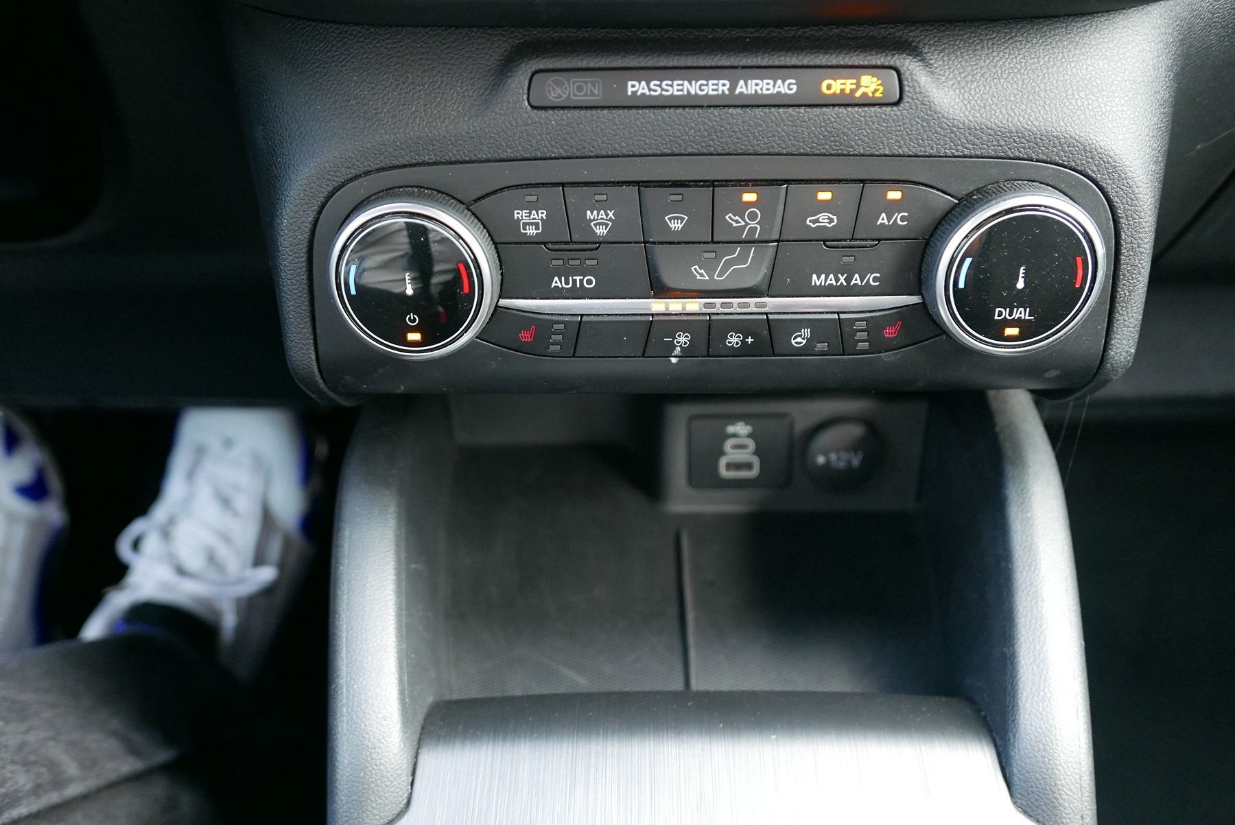 2024 Ford Escape ST-Line - Photo 22