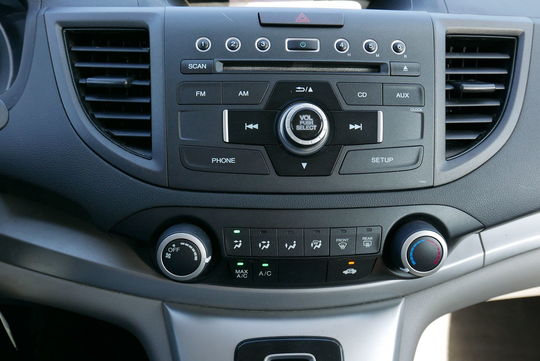 2014 Honda CR-V LX photo 21