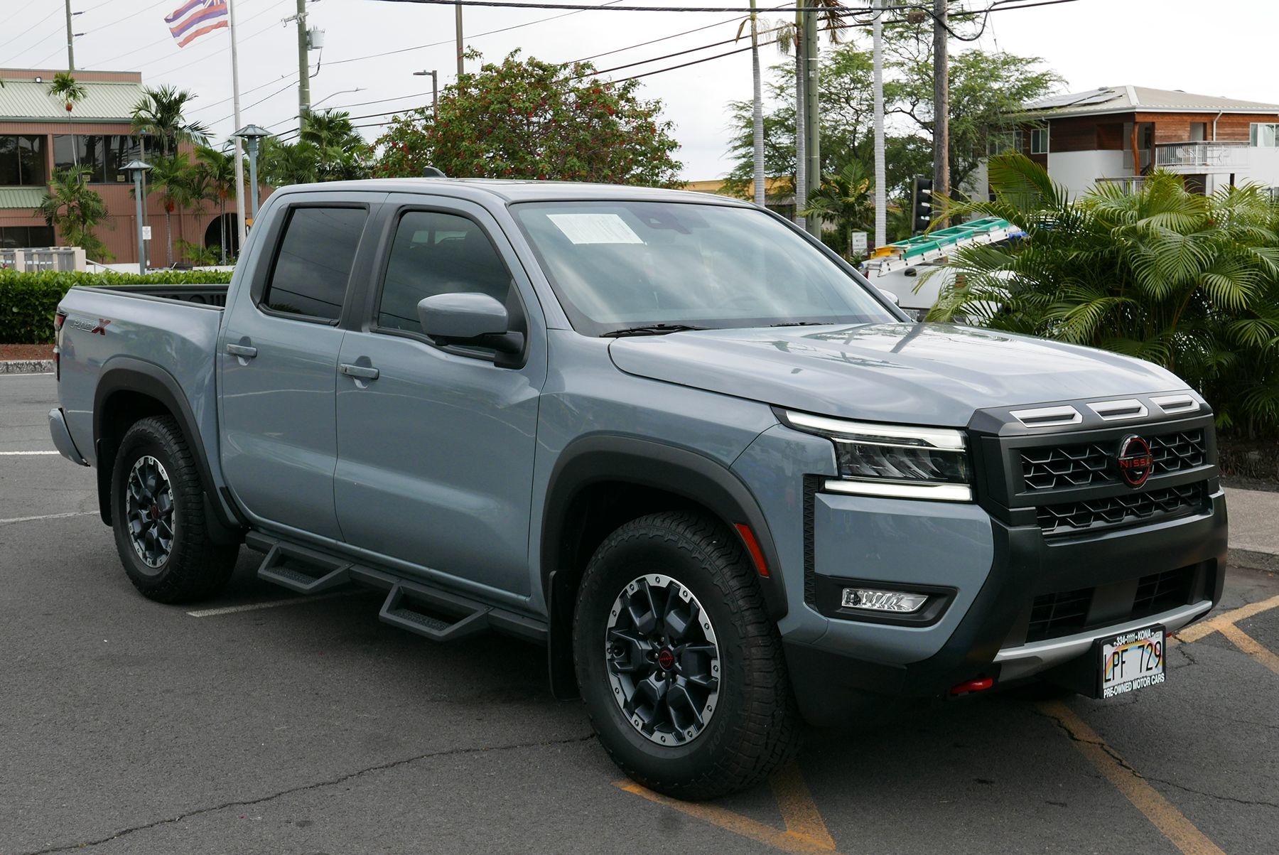 2025 Nissan Frontier PRO-X photo 2