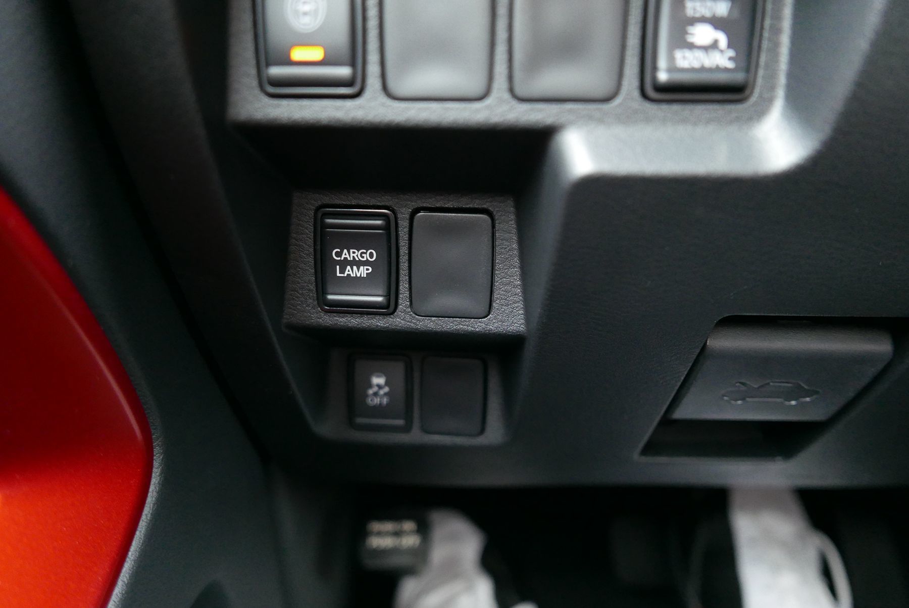 2025 Nissan Frontier PRO-X photo 13