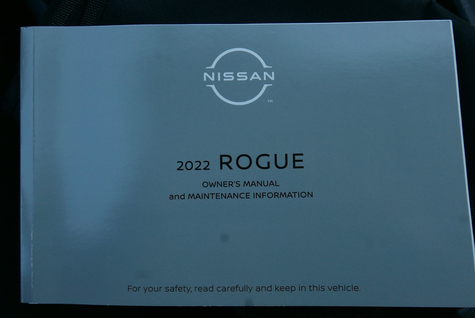 2022 Nissan Rogue SV photo 21