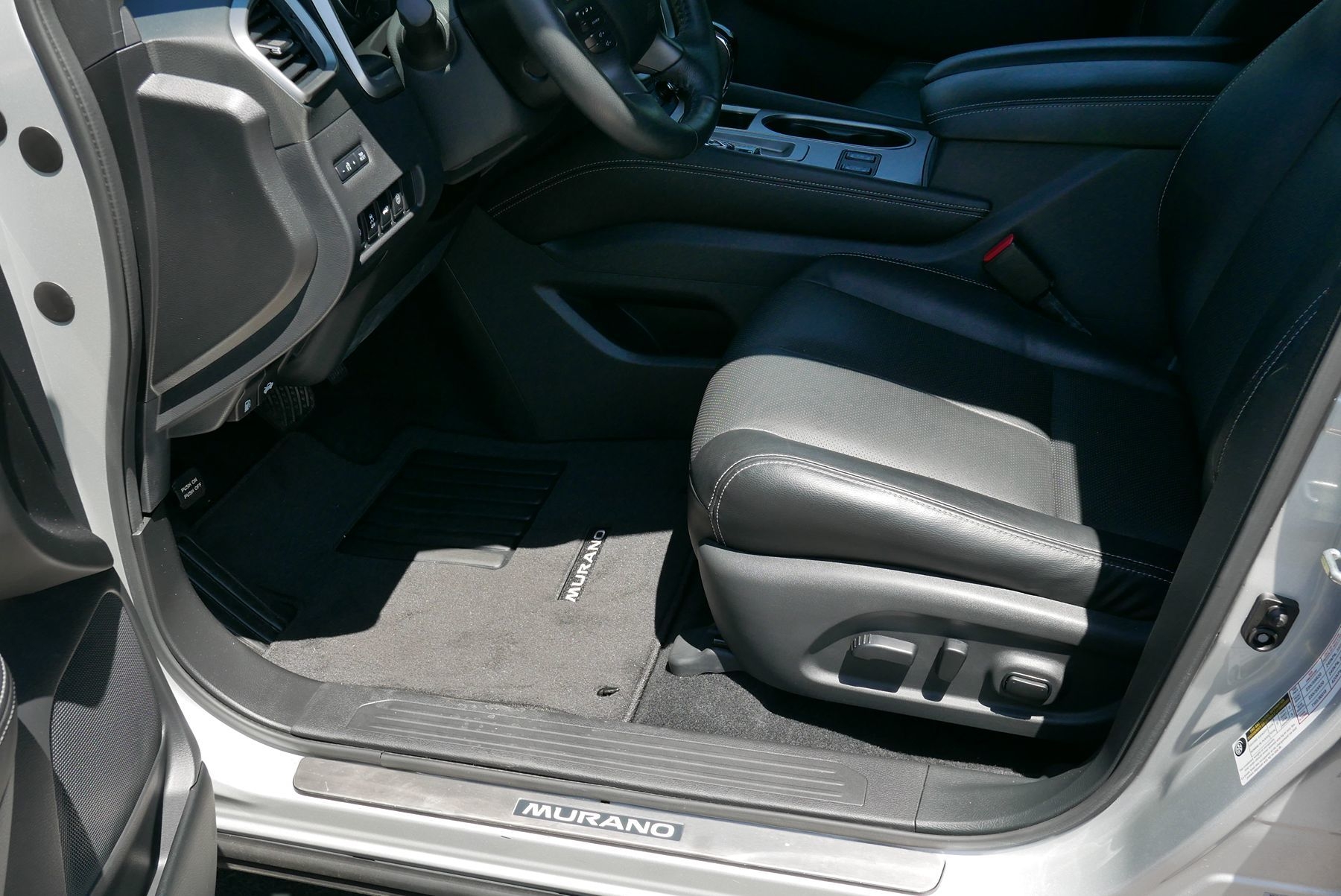 2022 Nissan Murano SL photo 9