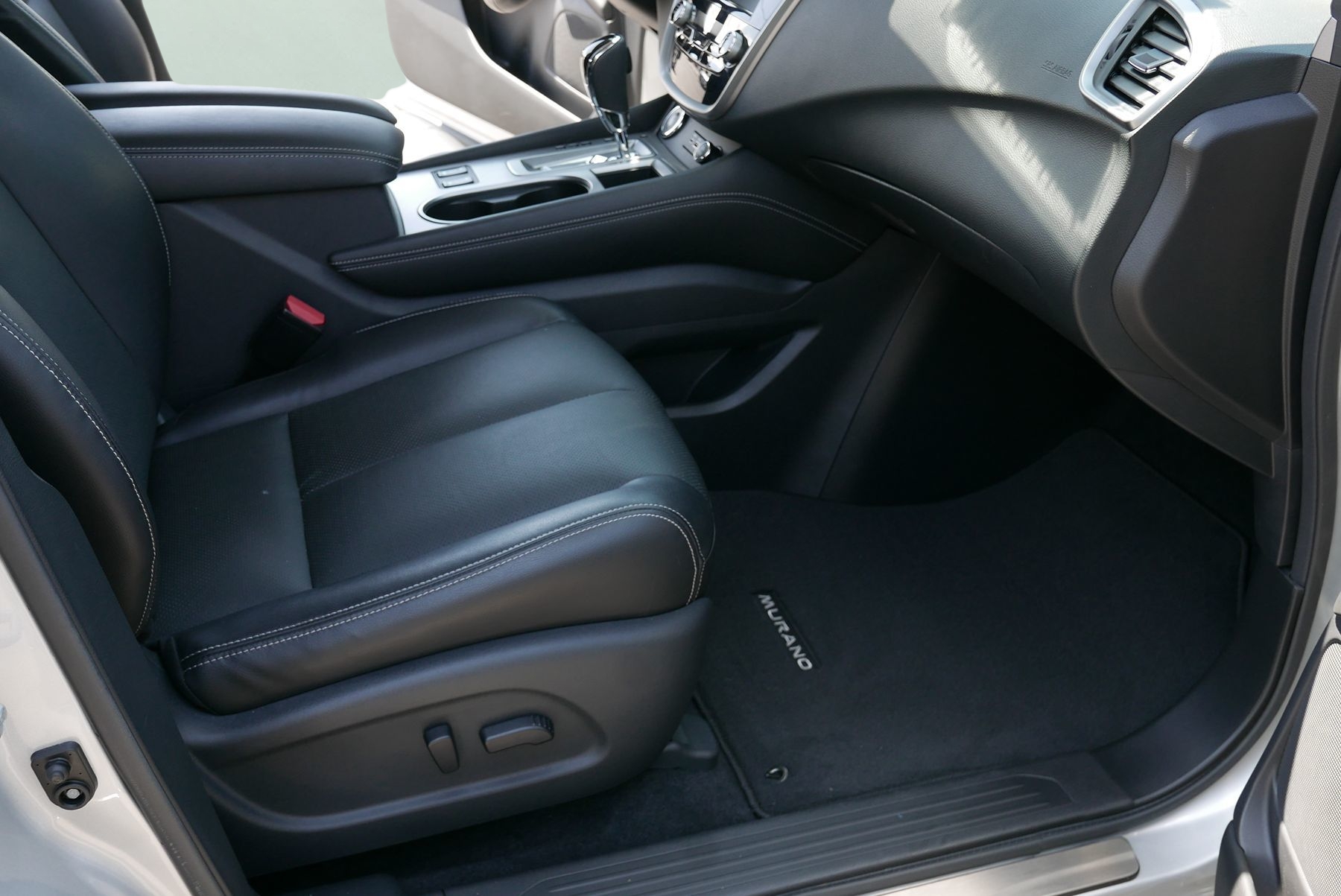 2022 Nissan Murano SL photo 11