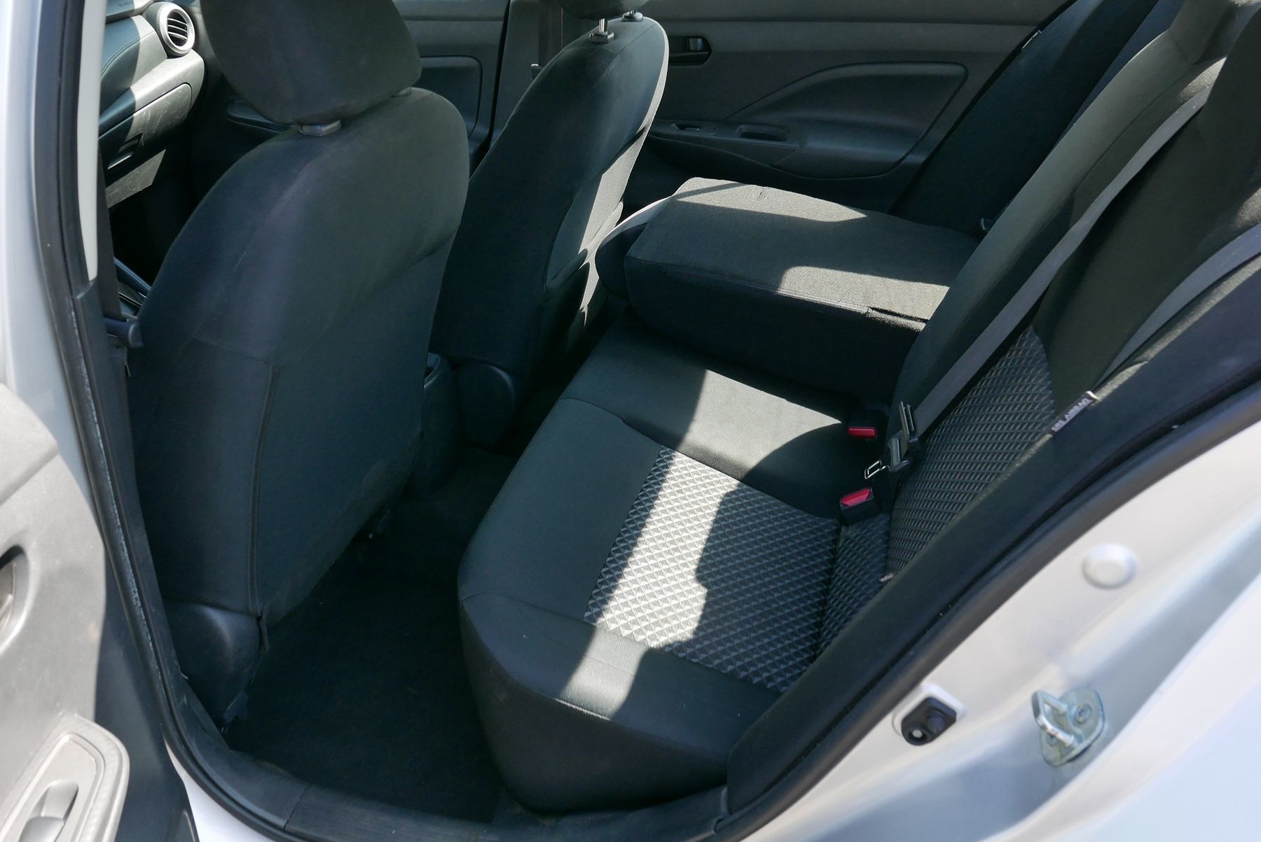 2021 Nissan Versa S photo 10