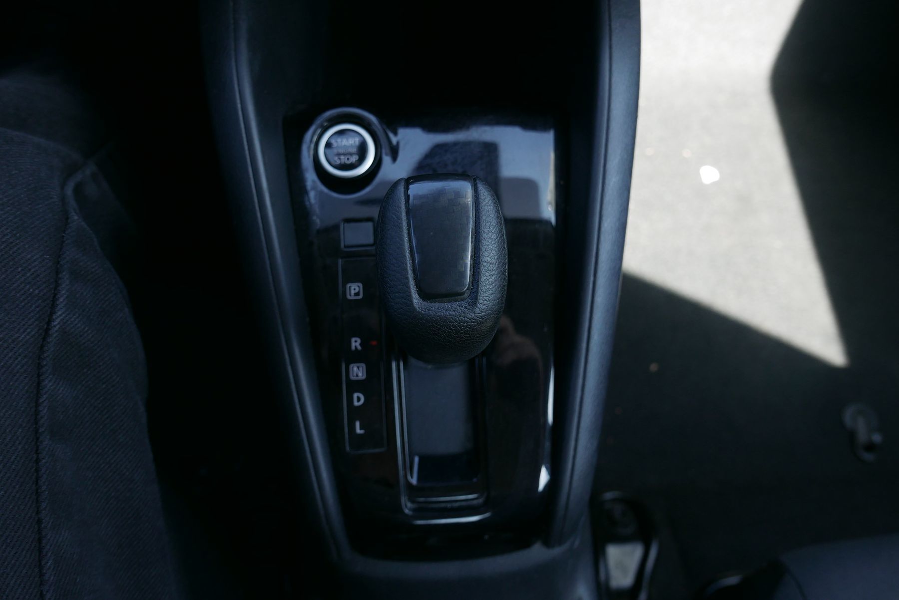 2021 Nissan Versa S photo 20