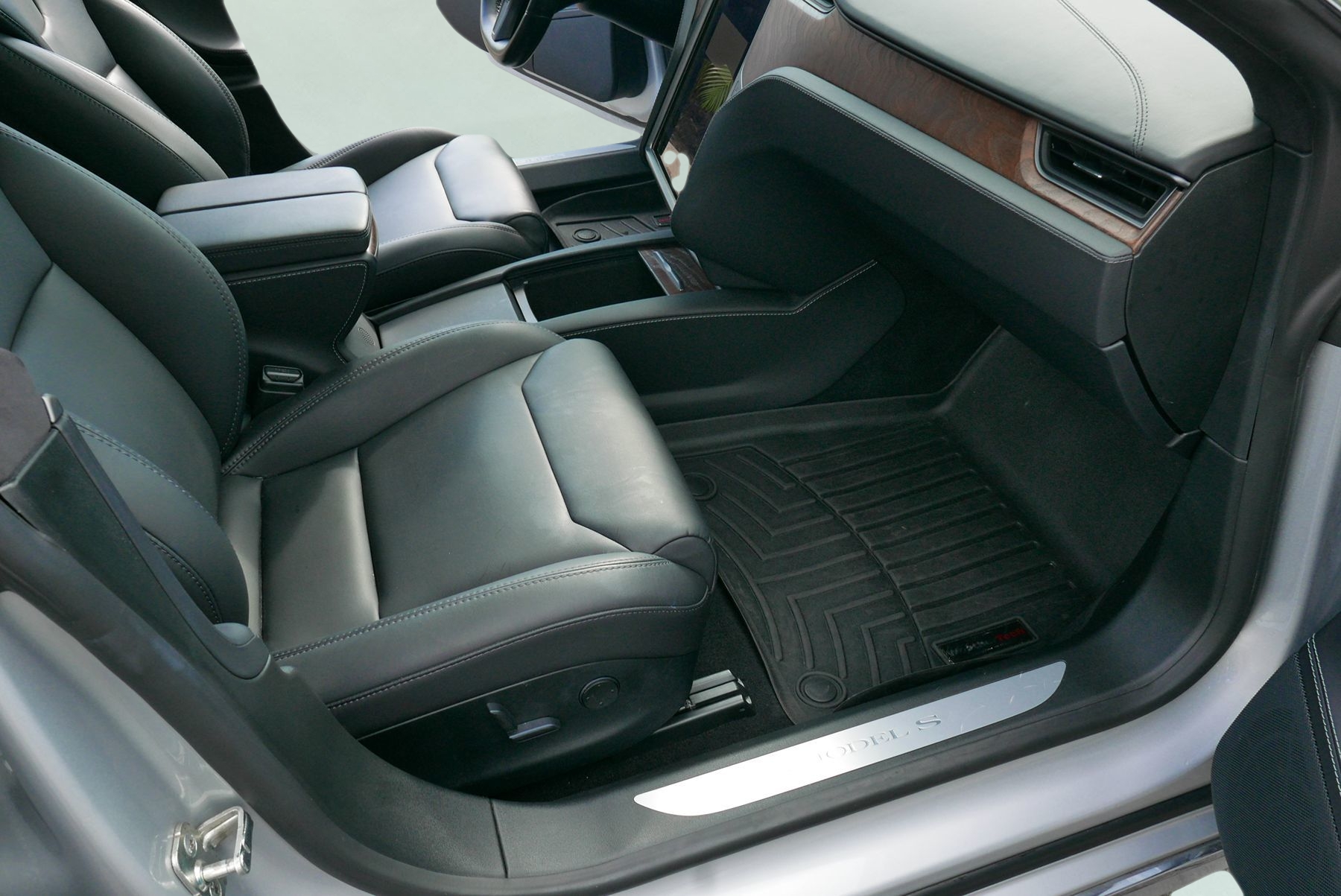 2018 Tesla Model S 75D photo 11