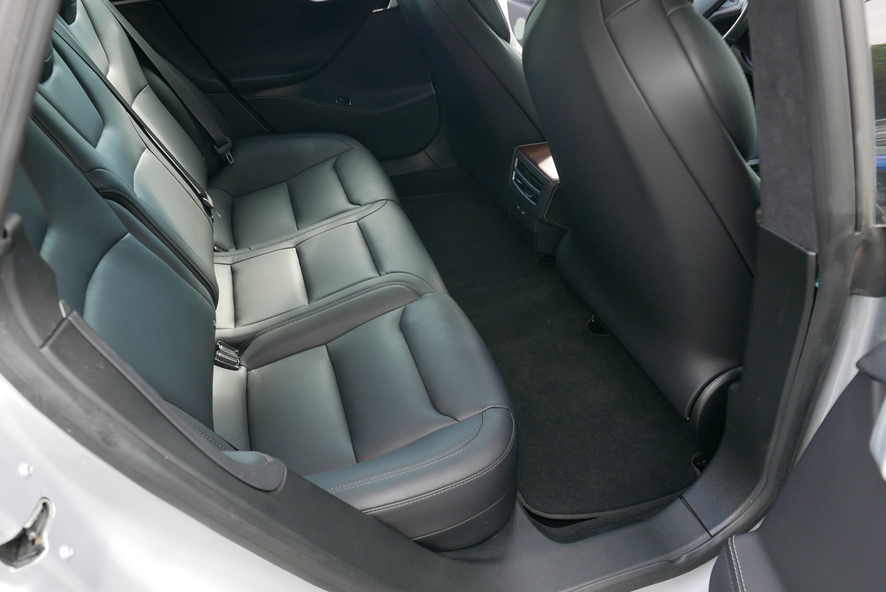 2018 Tesla Model S 75D photo 12