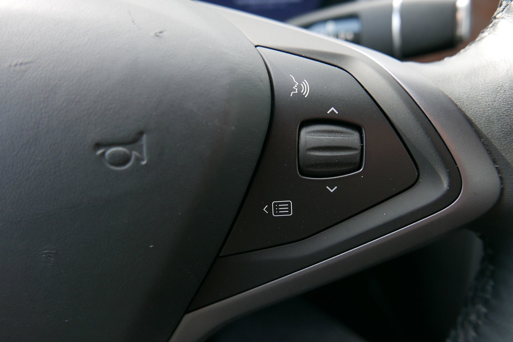 2018 Tesla Model S 75D photo 16