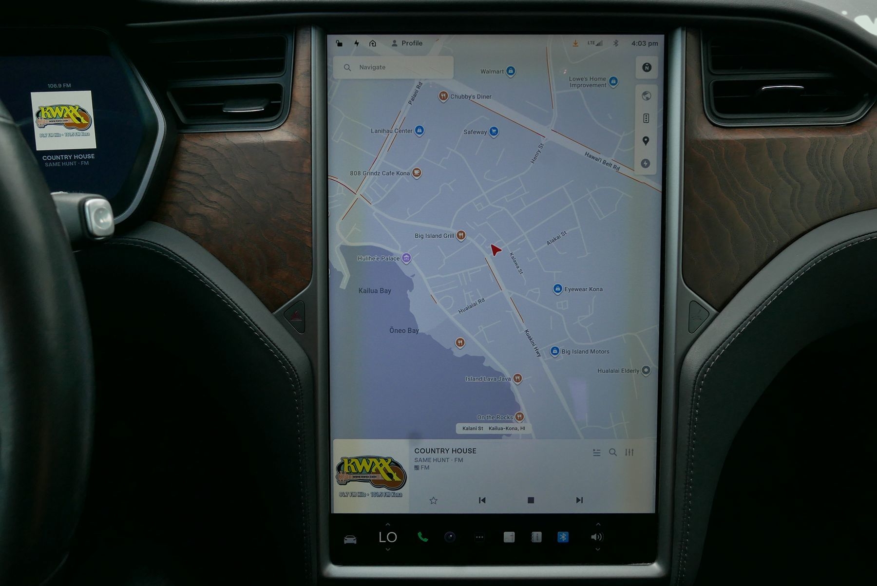 2018 Tesla Model S 75D photo 17