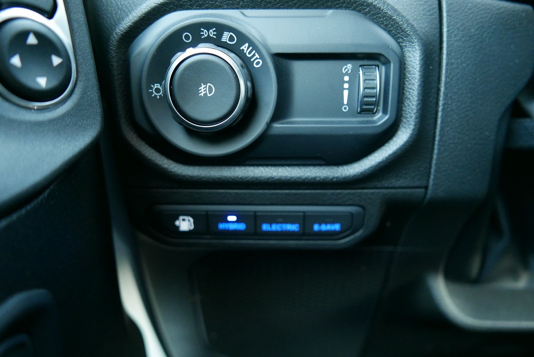 2025 Jeep Wrangler 4xe Sport S photo 15