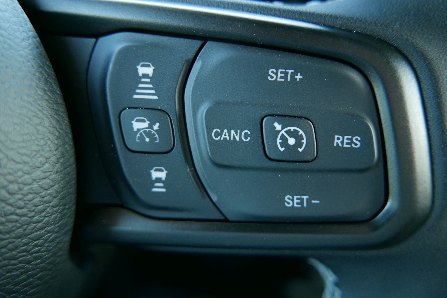 2025 Jeep Wrangler 4xe Sport S photo 17