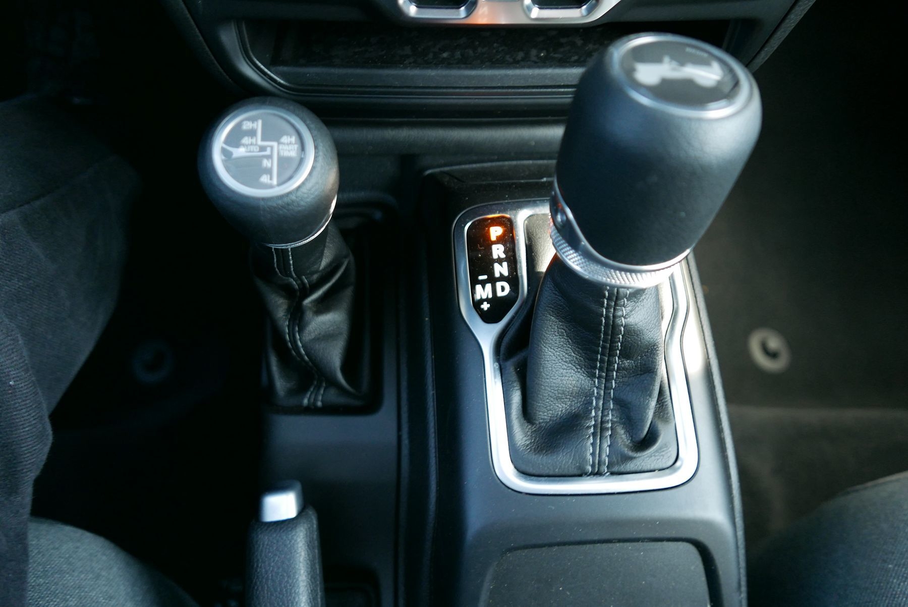 2025 Jeep Wrangler 4xe Sport S photo 21