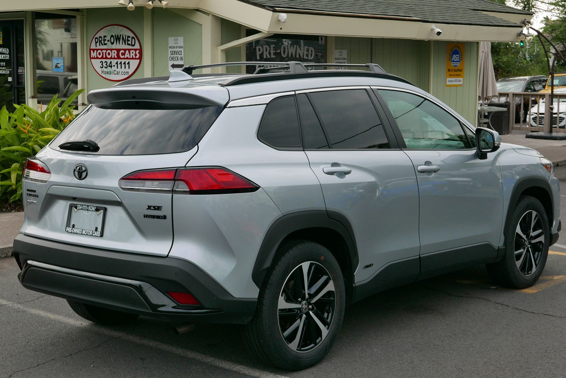 2024 Toyota Corolla Cross Hybrid XSE photo 5