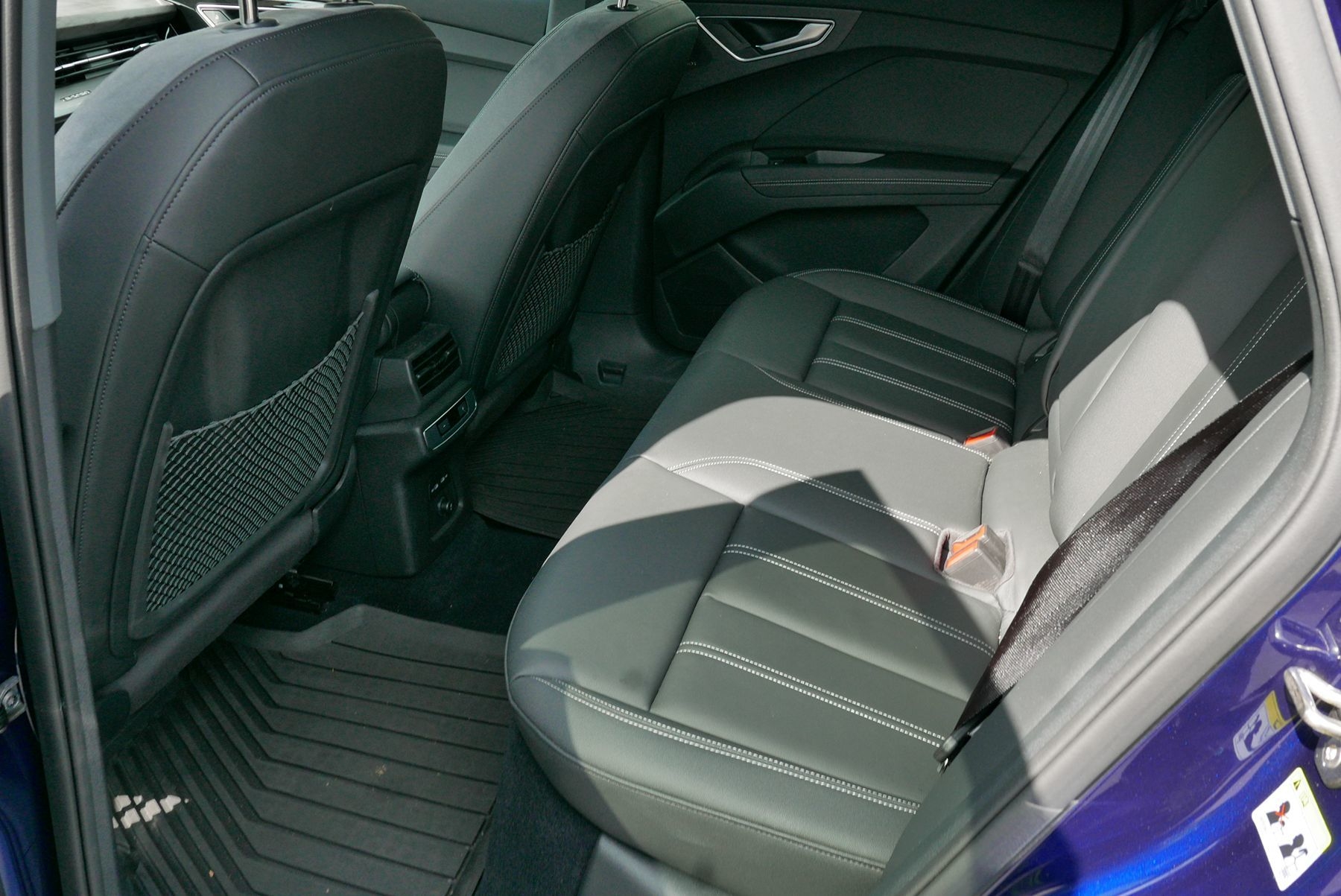 2023 Audi Q4 50 E-tron Premium Plus photo 10