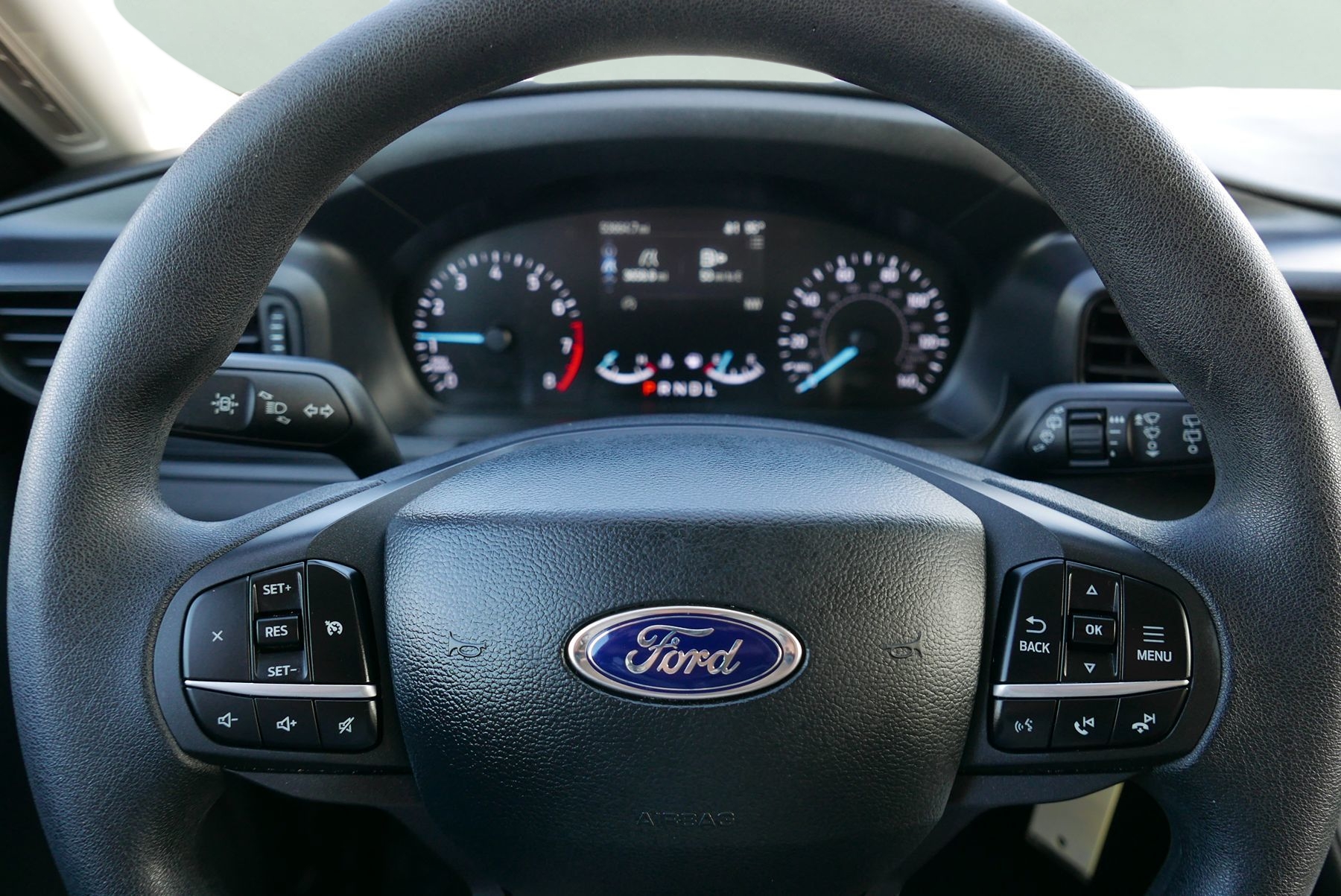 2022 Ford Explorer Base photo 14