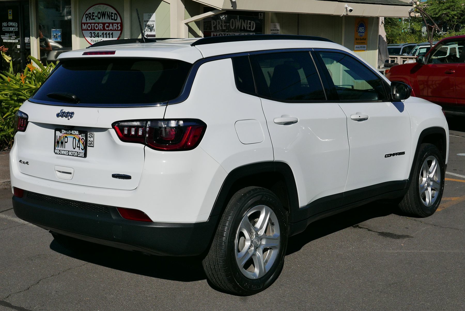 2023 Jeep Compass Latitude photo 4