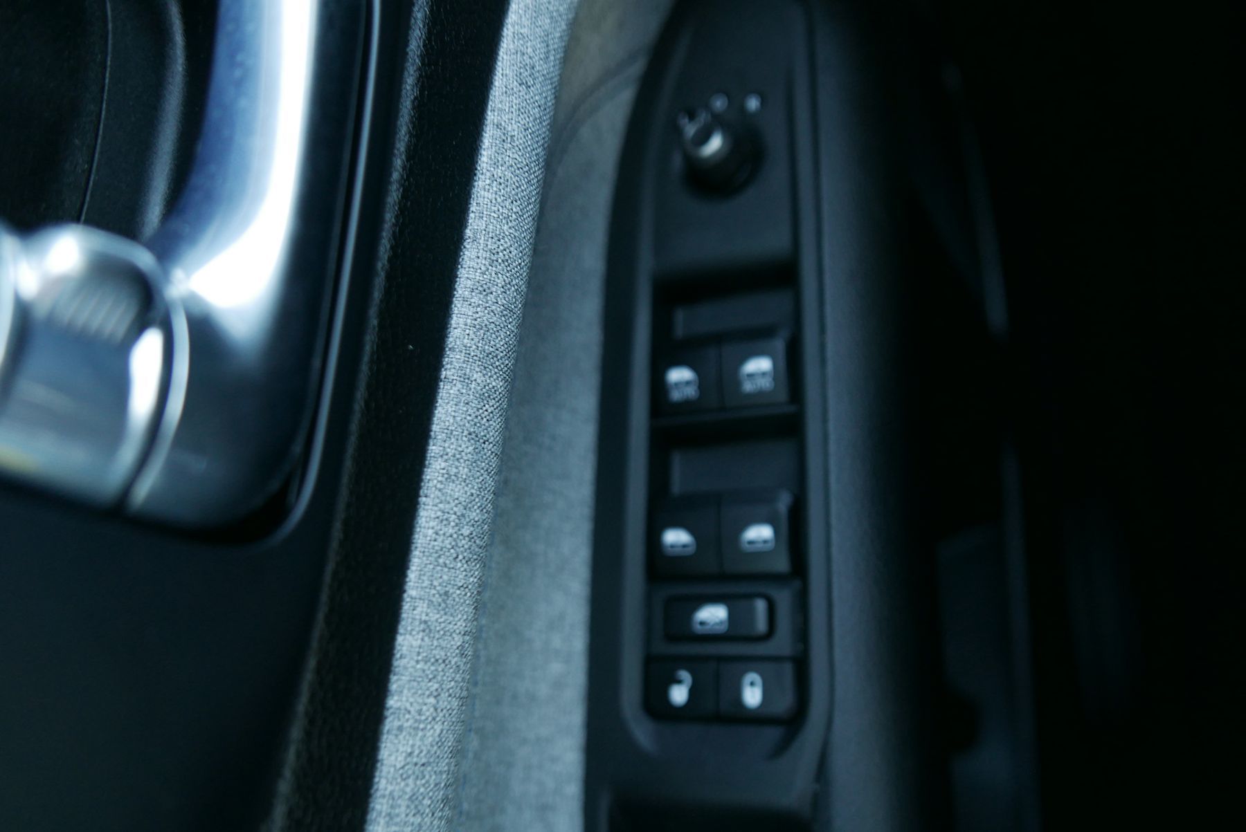 2023 Jeep Compass Latitude photo 14