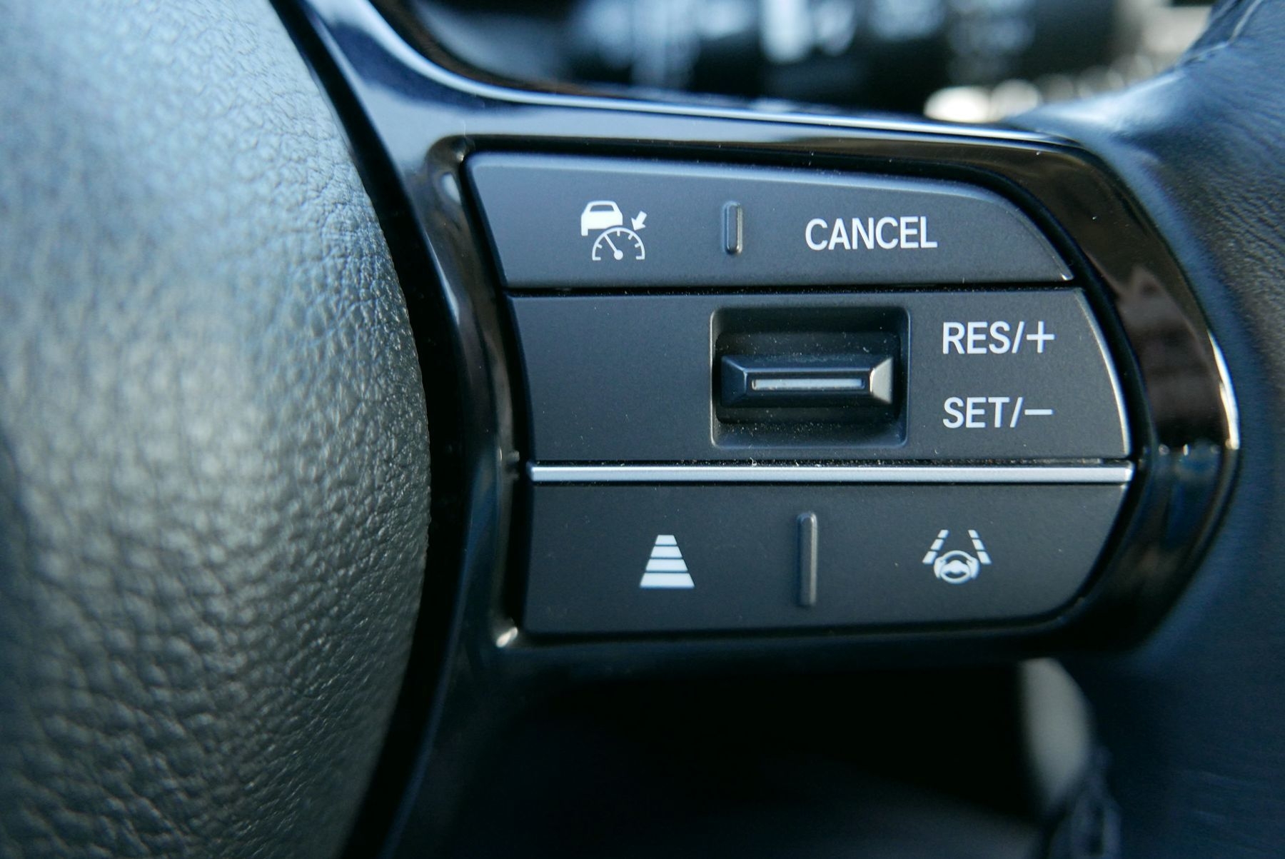 2023 Honda Civic Hatchback EX-L photo 19