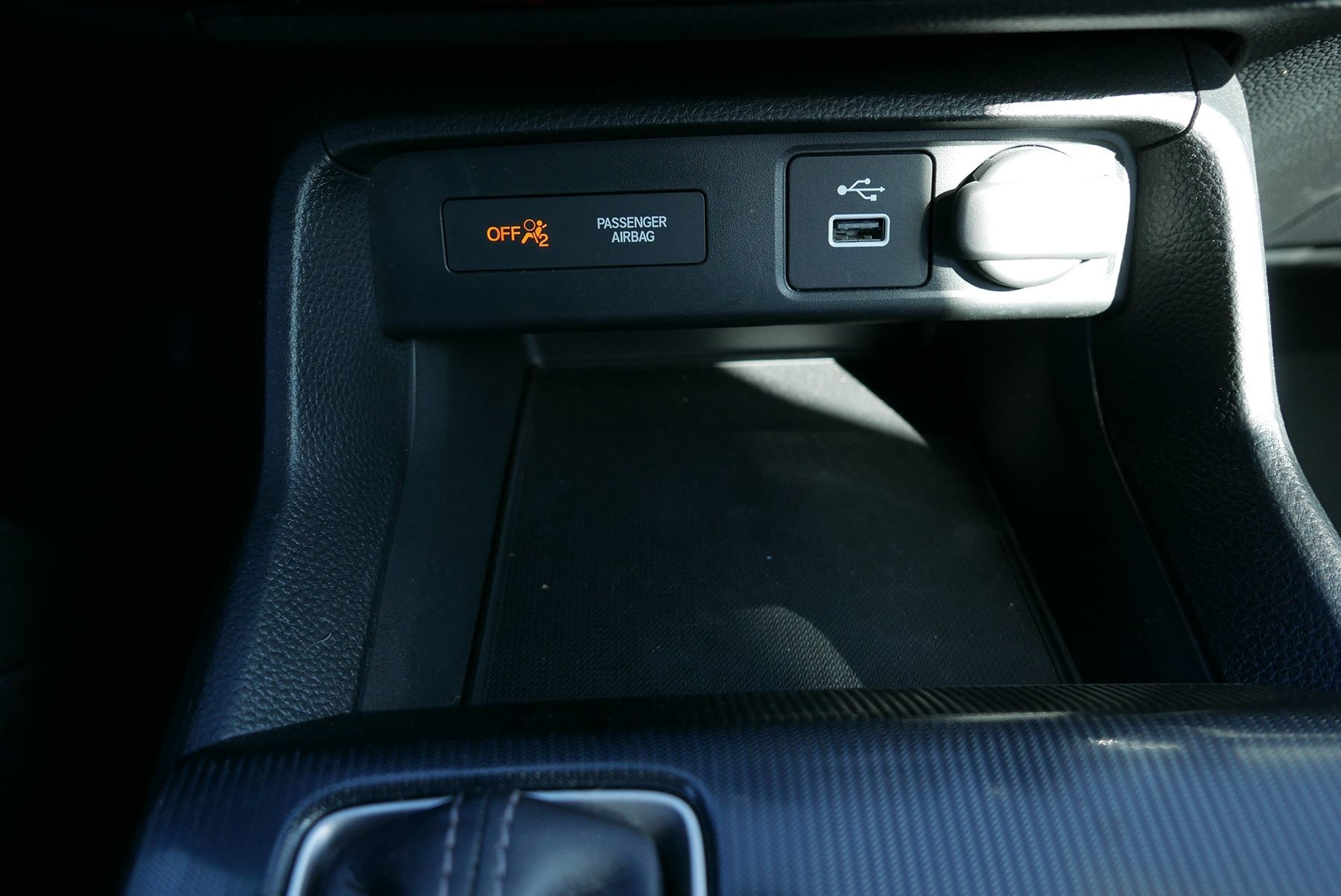 2023 Honda Civic Hatchback EX-L photo 21
