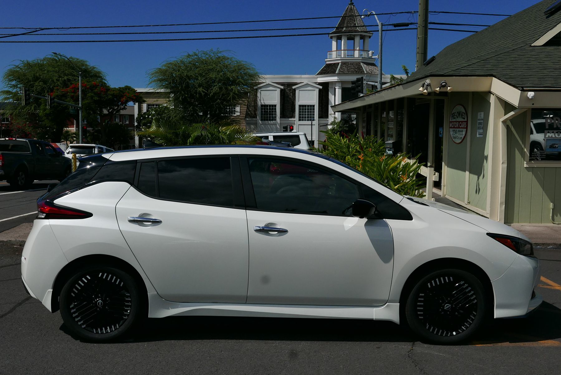 2025 Nissan Leaf SV Plus photo 4