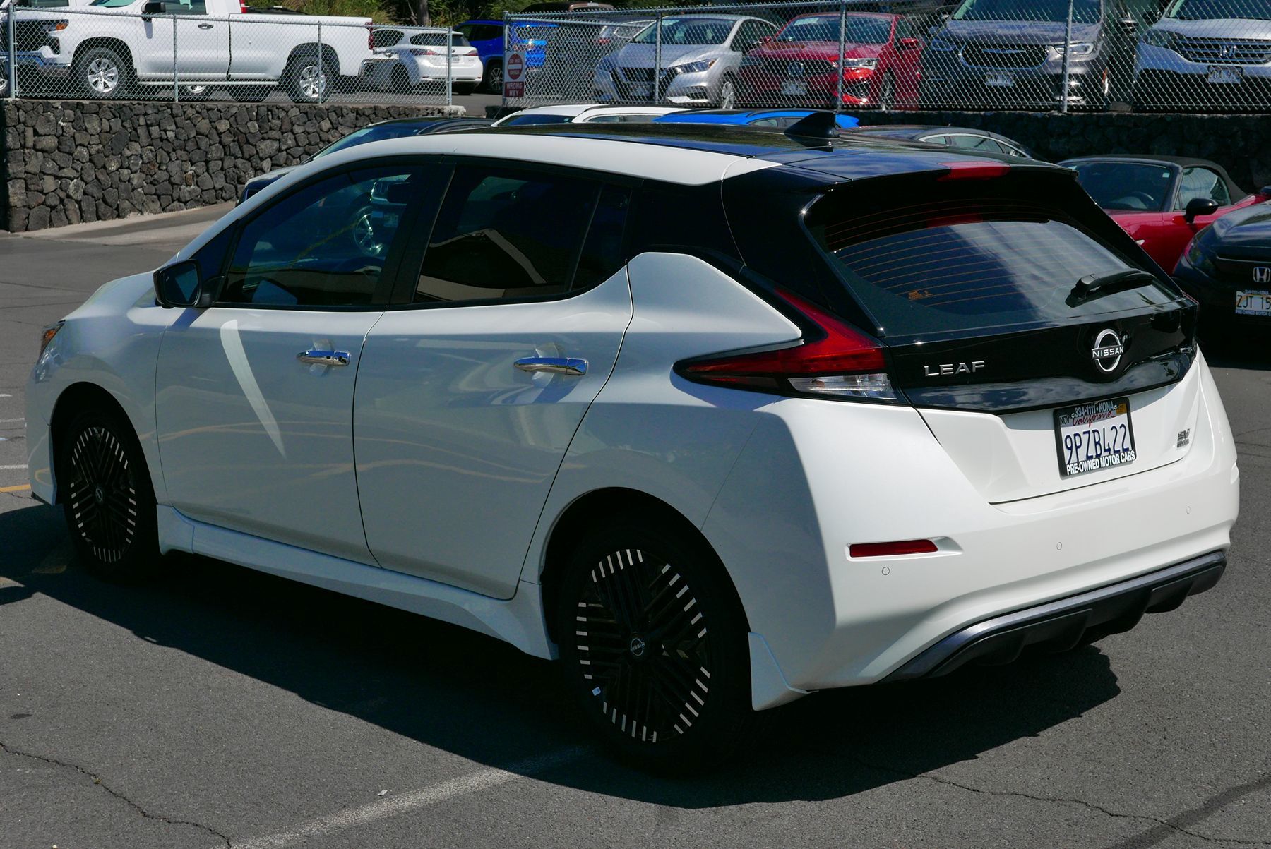 2025 Nissan Leaf SV Plus photo 7