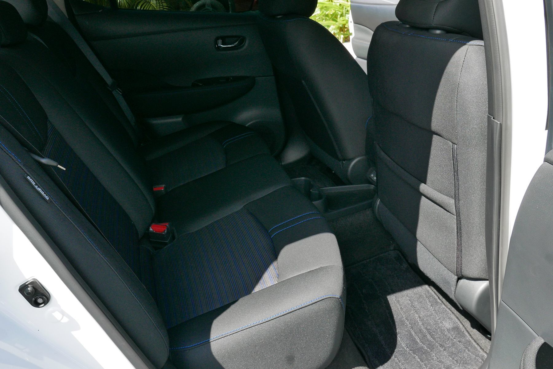 2025 Nissan Leaf SV Plus photo 12