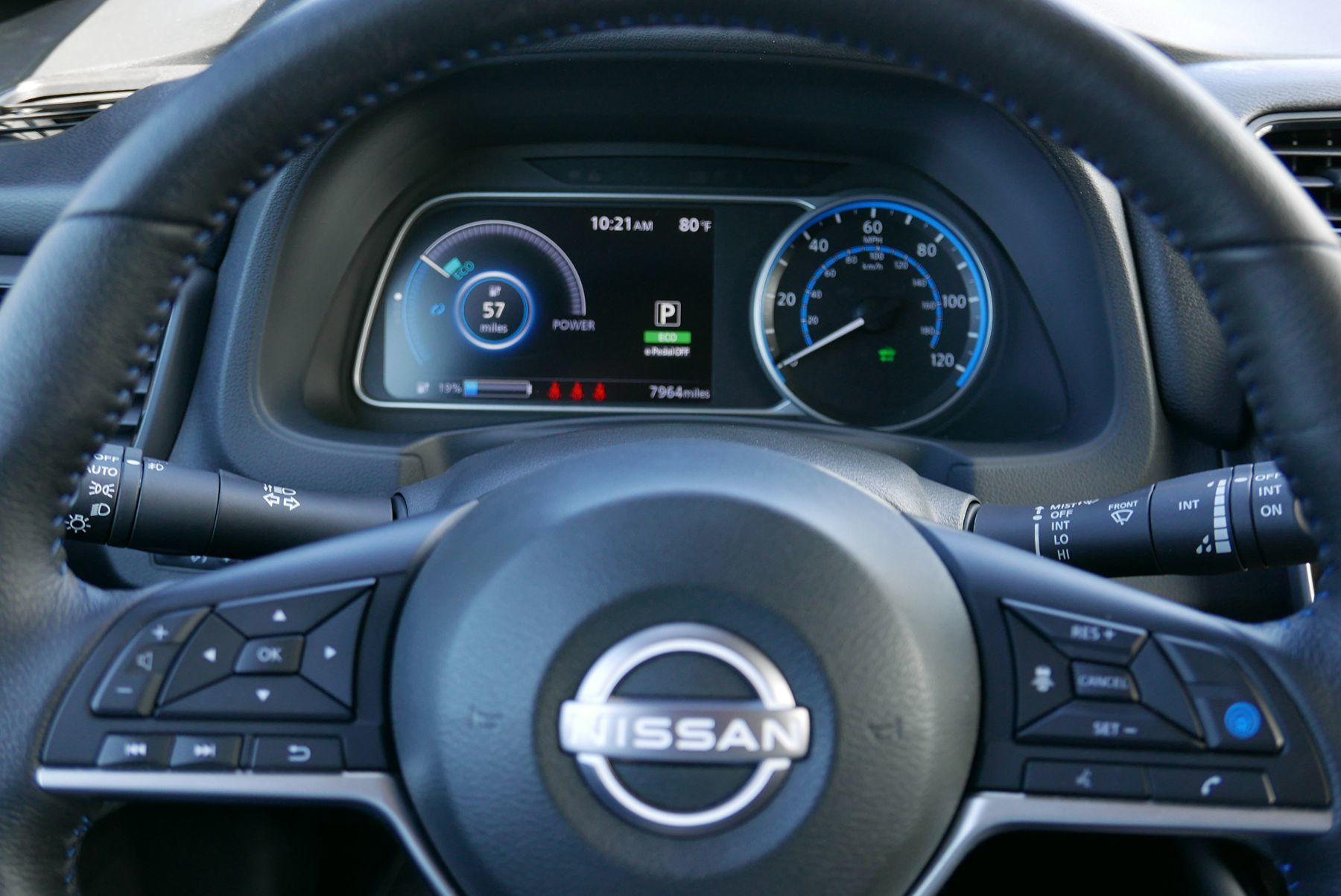 2025 Nissan Leaf SV Plus photo 15