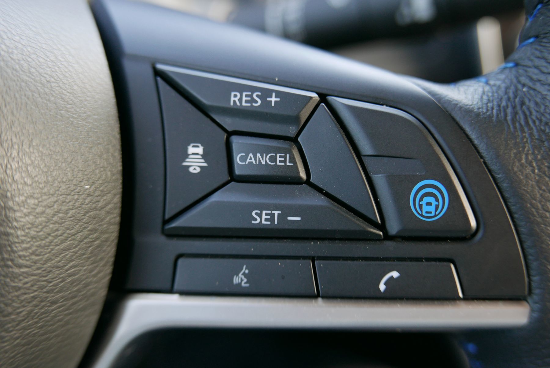2025 Nissan Leaf SV Plus photo 19