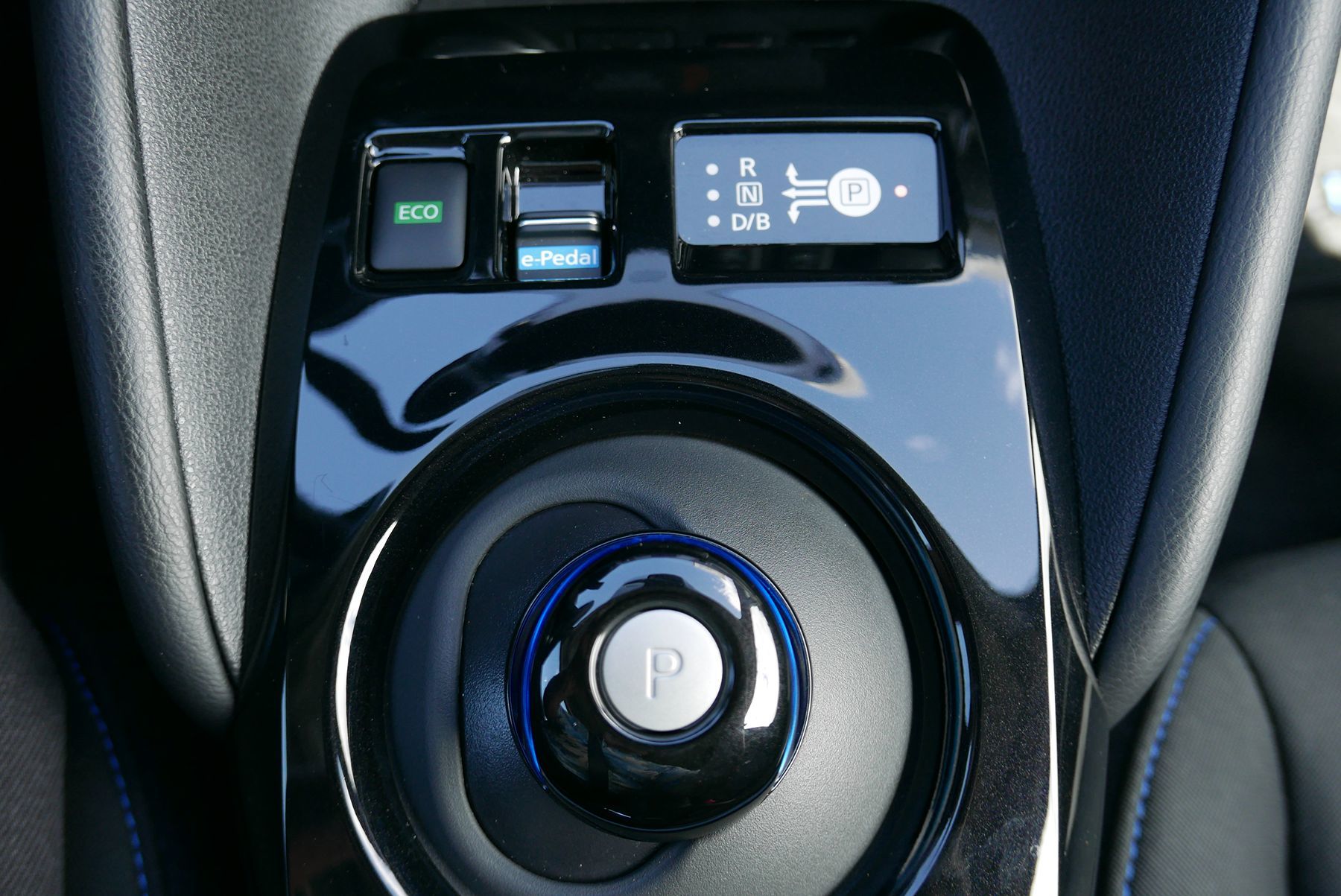 2025 Nissan Leaf SV Plus photo 23