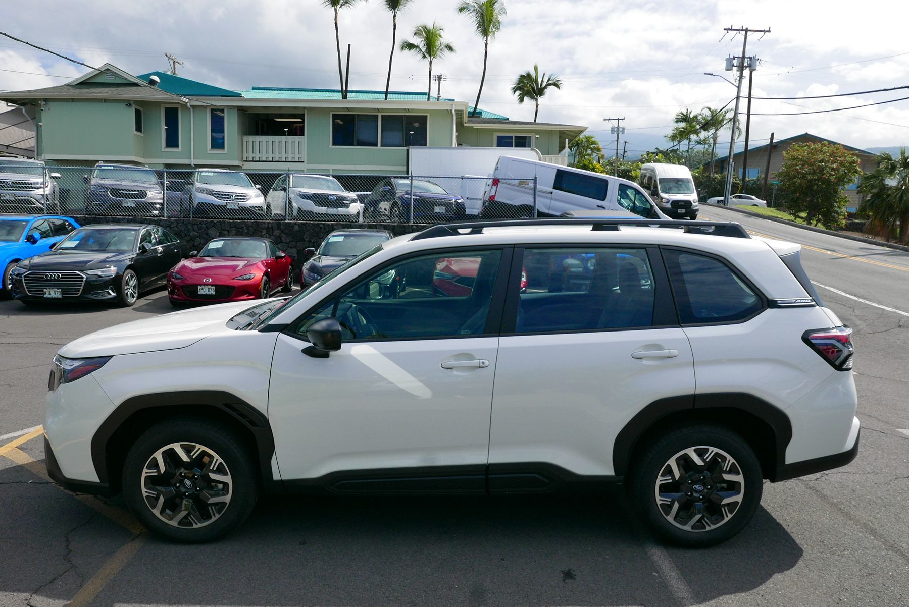2025 Subaru Forester Base photo 8