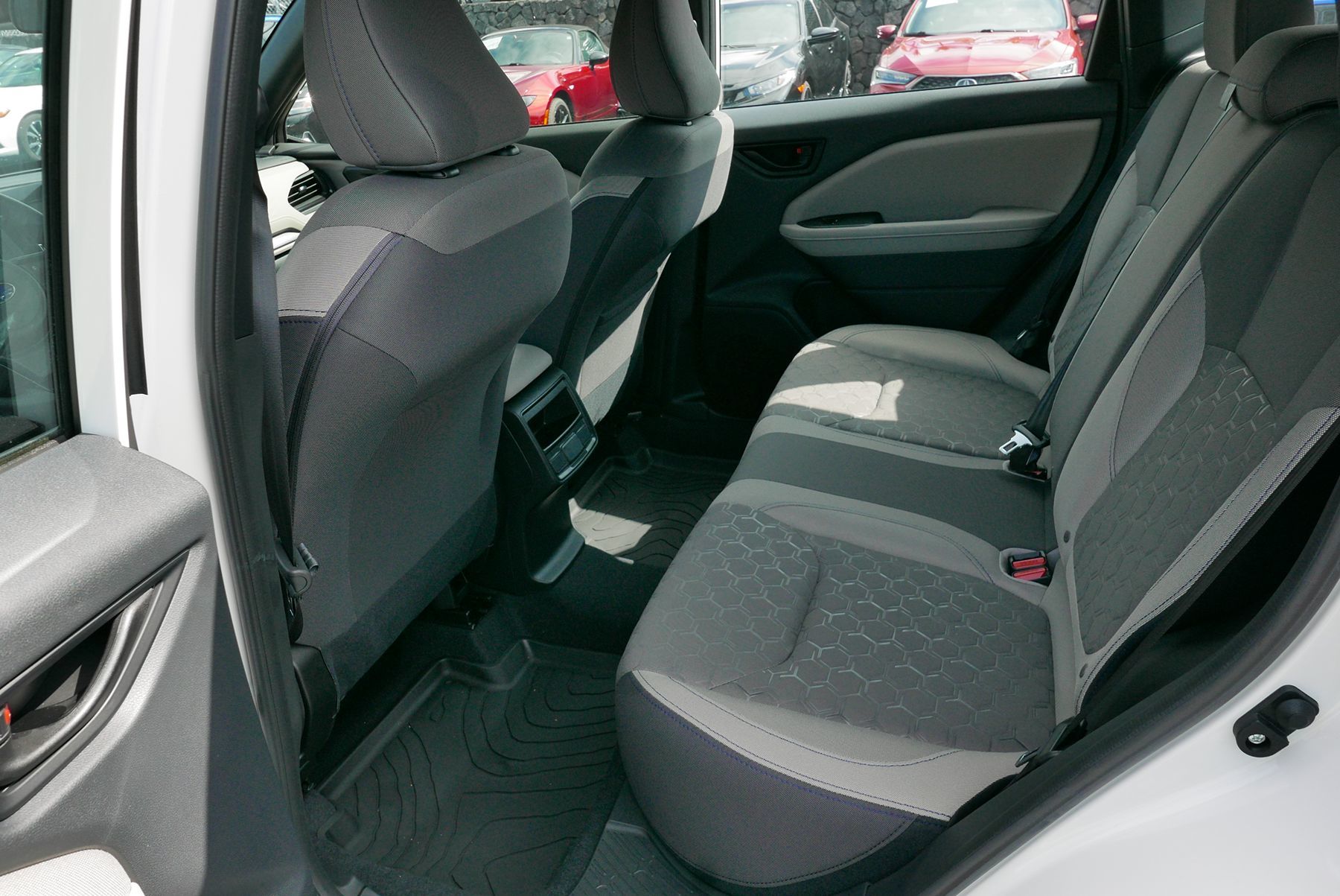 2025 Subaru Forester Base photo 10