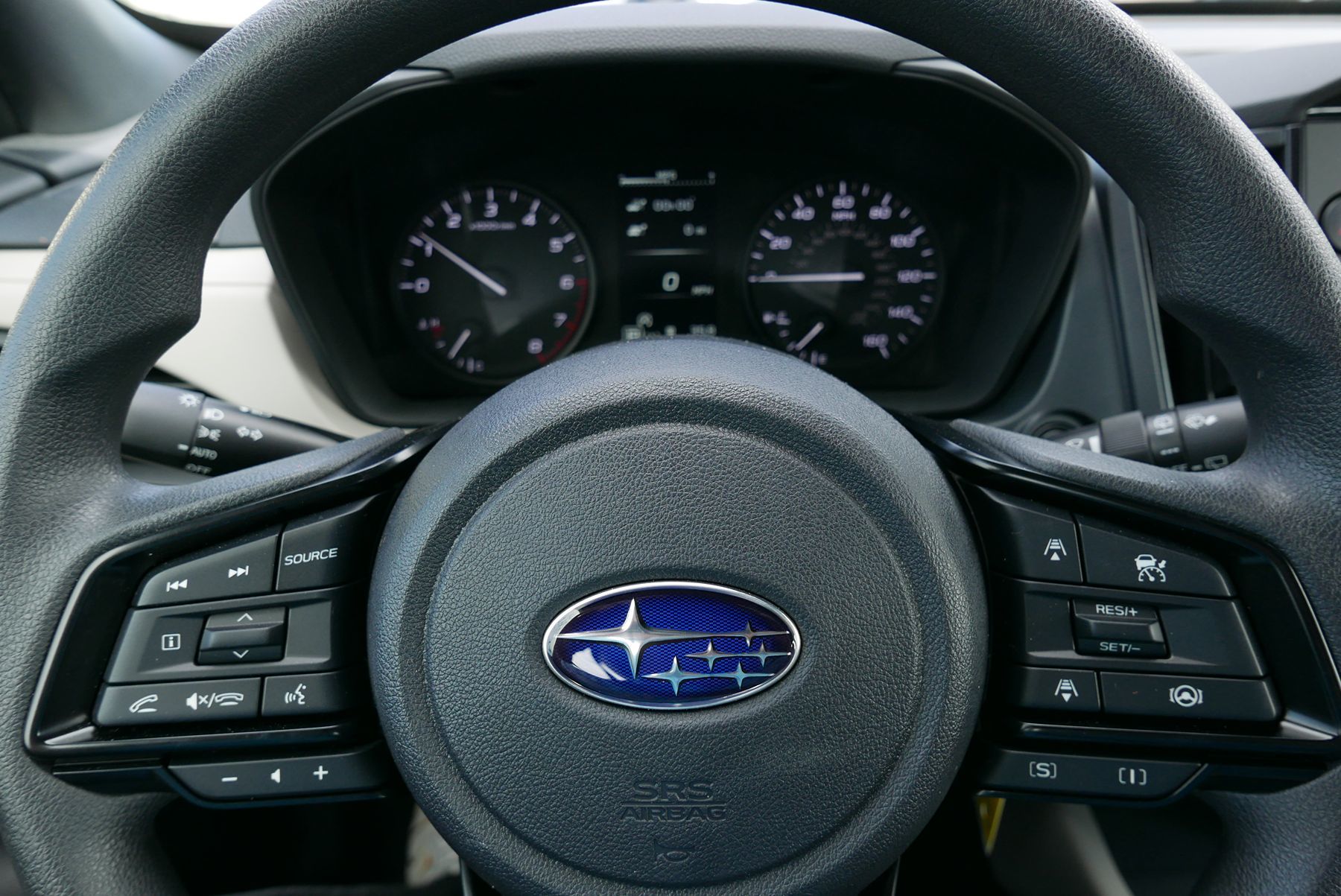 2025 Subaru Forester Base photo 15
