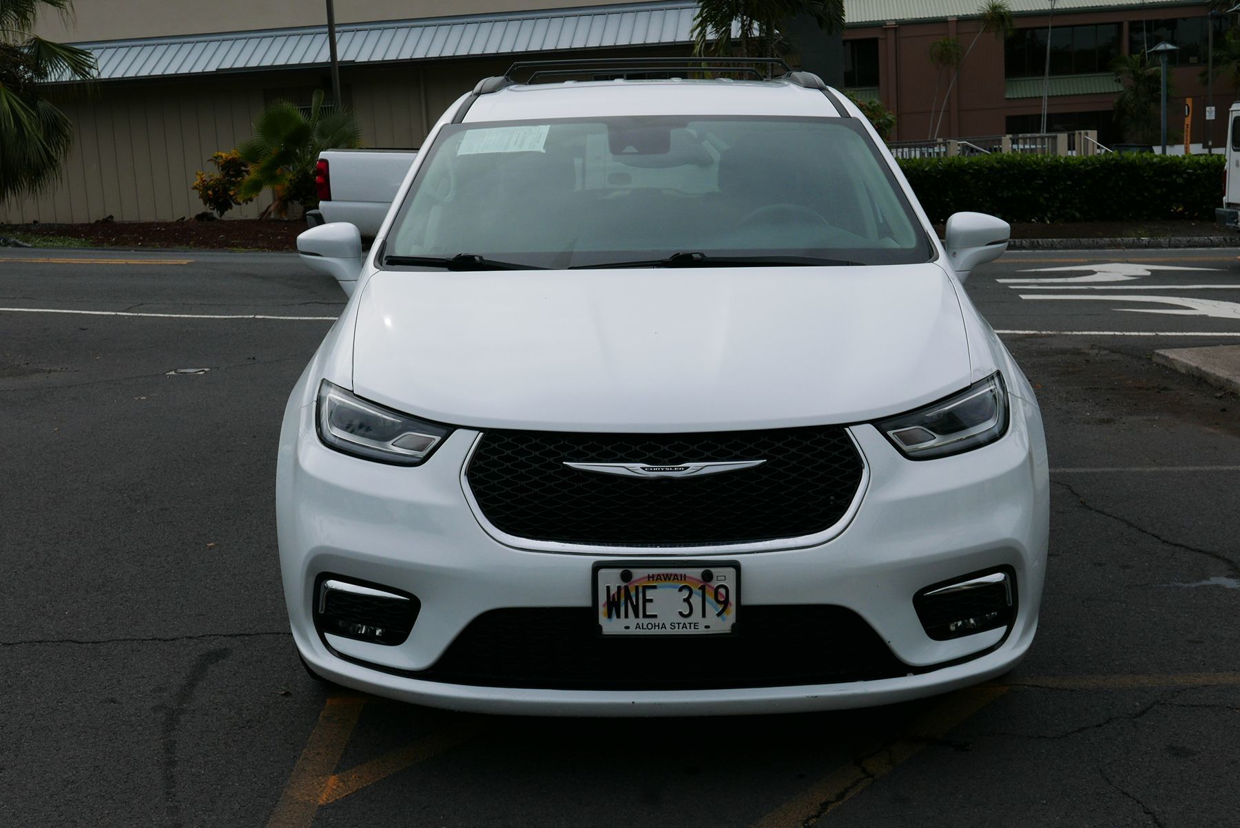 2022 Chrysler Pacifica Touring L photo 2