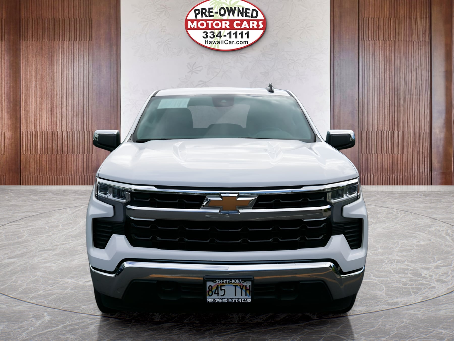 2025 Chevrolet Silverado 1500 LT photo 2