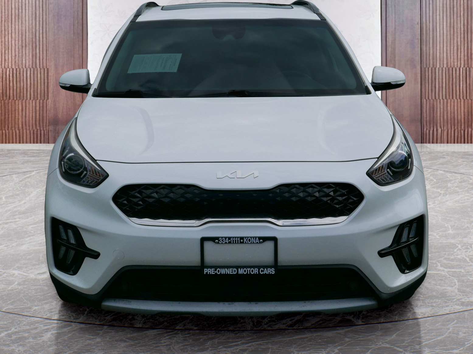 2022 Kia Niro Touring Special Edition photo 2